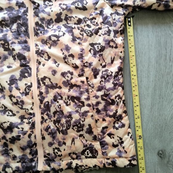 Mountain Hardwear Women's Light Puffer Jacket Coat MEDIUM - Picture 10 of 11